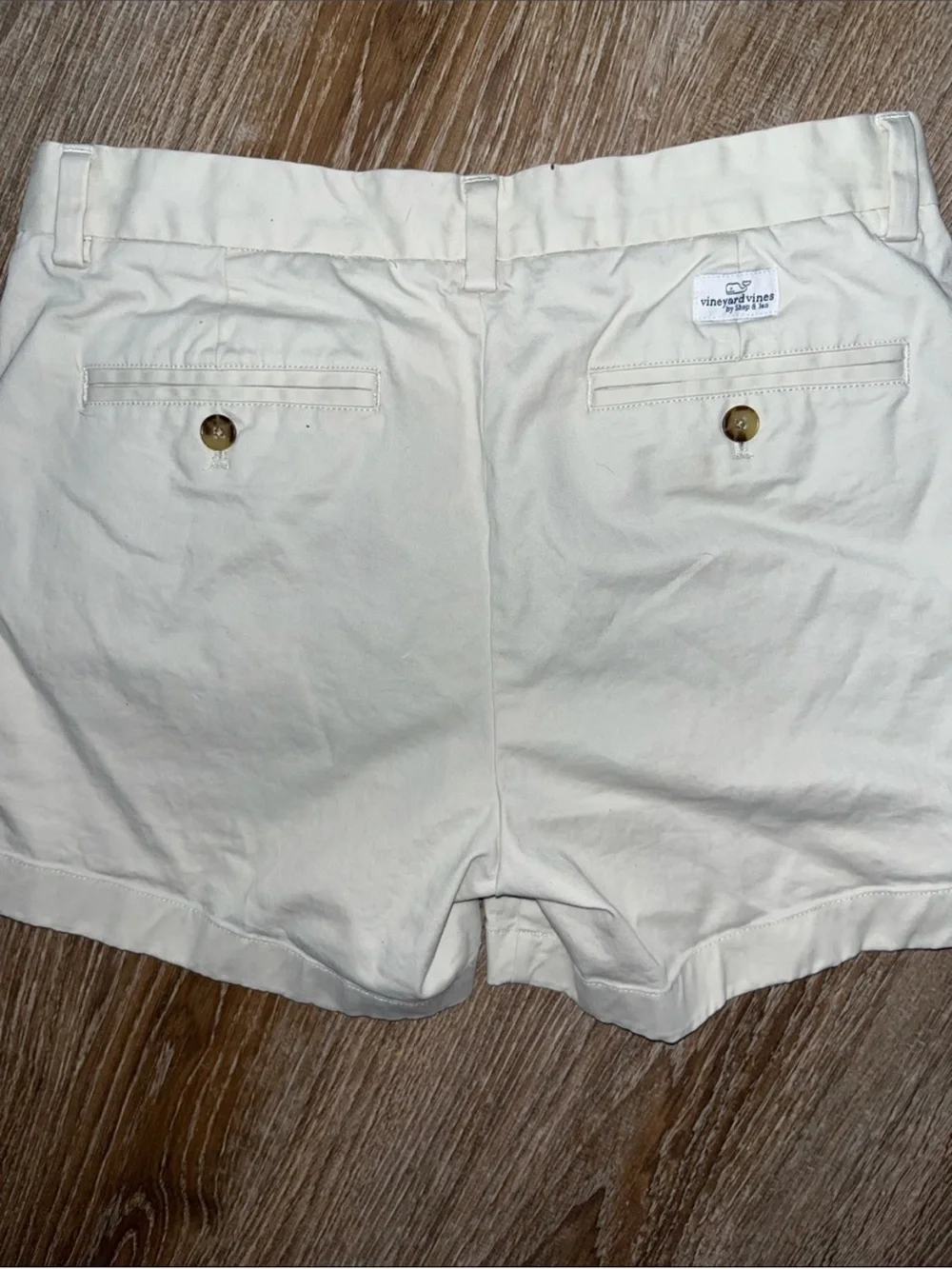 Vineyard Vines Cream men Chino Bermuda Shorts